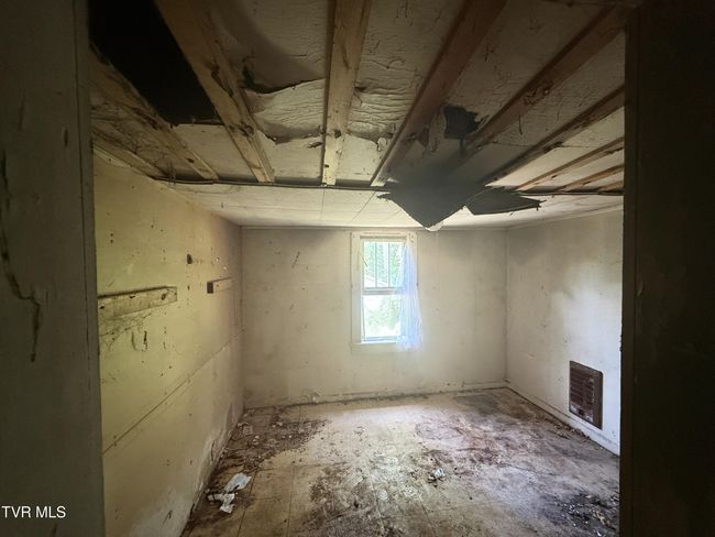 1340 Ryan Rd, House other with 2 bedrooms, 1 bathrooms and null parking in Fall Branch TN | Image 13