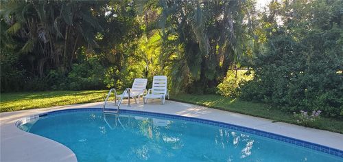 1900 5th Ave Se, Vero Beach, FL, 32962-7303 | Card Image