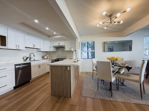 7299 Via Vico, San Jose, CA, 95129-3551 | Card Image