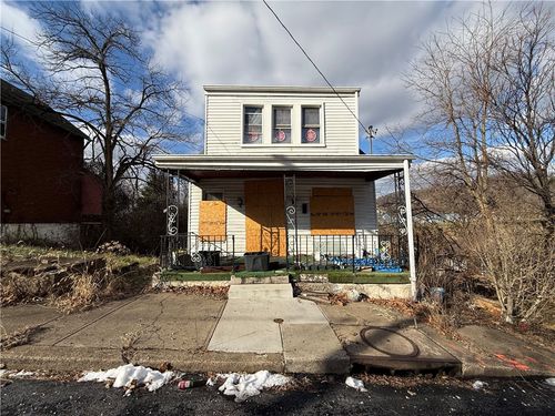 211 Division St, Braddock, PA, 15104-1218 | Card Image