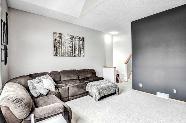116 Bridlewood Circle Sw, Home with 3 bedrooms, 3 bathrooms and 4 parking in Calgary AB | Image 22