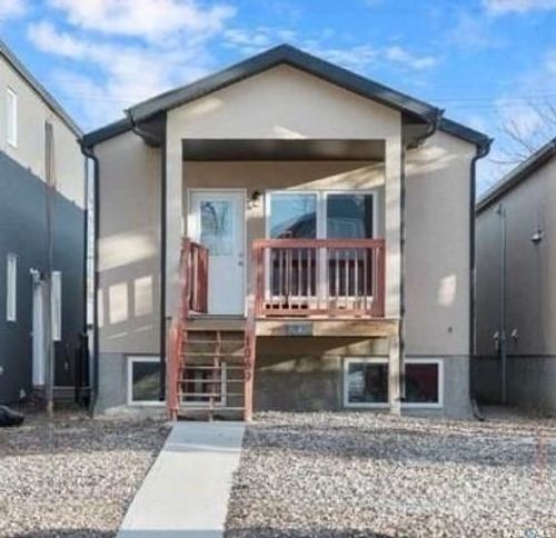 1069 Lindsay St, Regina, SK, S4N3A8 | Card Image