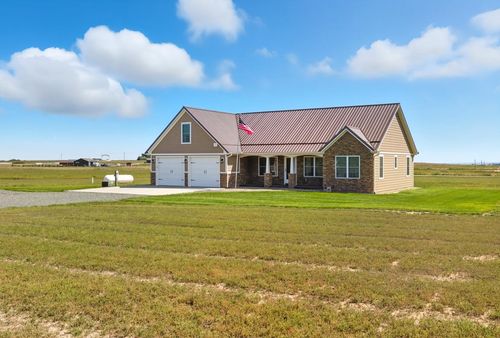 5865 Lariat Loop, Torrington, WY, 82240-7621 | Card Image