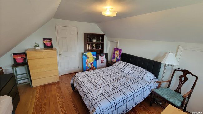 34 Evergreen Ln, House other with 4 bedrooms, 1 bathrooms and null parking in New Hyde Park NY | Image 22