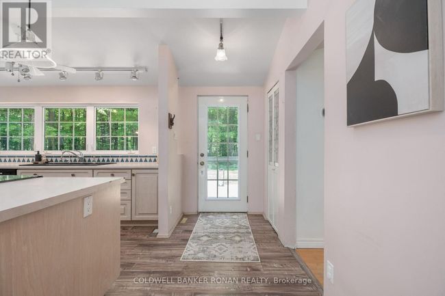 953026 7 Th Line Ehs, House other with 4 bedrooms, 2 bathrooms and 12 parking in Mono ON | Image 4