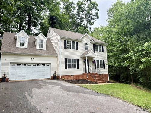4608 Stoney Creek Pkwy, Chester, VA, 23831-6739 | Card Image