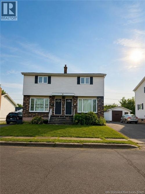 66 Whitney Ave, Moncton, NB, E1C8C6 | Card Image