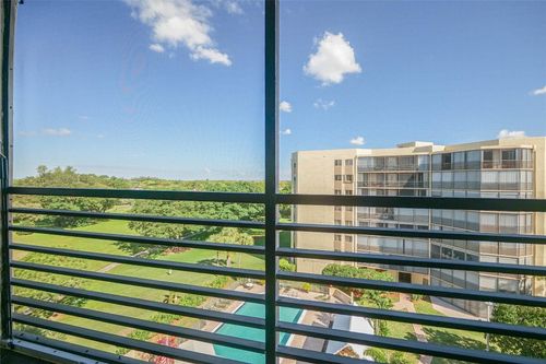 708-7100 Radice Ct, Lauderhill, FL, 33319-4282 | Card Image