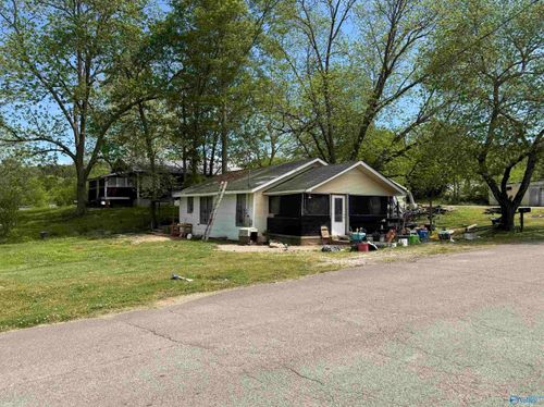 7081 7th Ave, Altoona, AL, 35952-8948 | Card Image