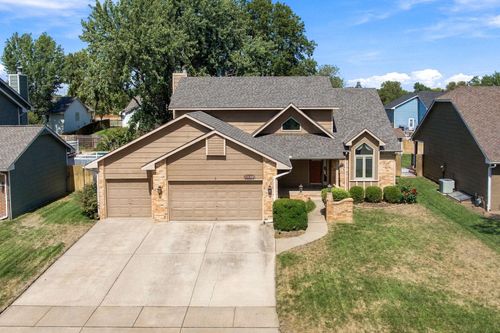 10214 W Jamesburg St, Wichita, KS, 67212-6750 | Card Image