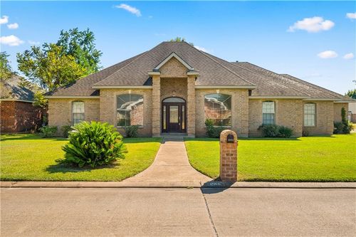 6013 Coty Dr, Alexandria, LA, 71303-7013 | Card Image