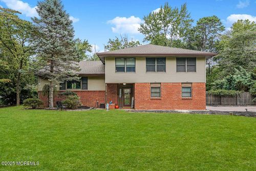 4 Spruce Way, Manalapan, NJ, 07726-1820 | Card Image