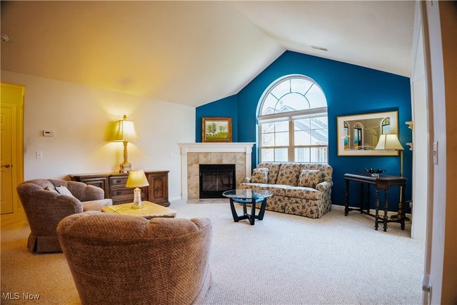UNIT-203 - 9264 Sharrott Rd, Condo with 3 bedrooms, 2 bathrooms and null parking in Poland OH | Image 4