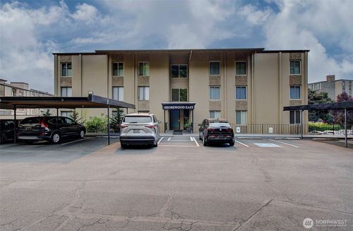 3210-5565 E Evergreen Blvd, Vancouver, WA, 98661-6672 | Card Image