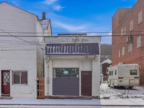 83 1/2 Fairfield Ave, Johnstown, PA, 15906-2307 | Card Image