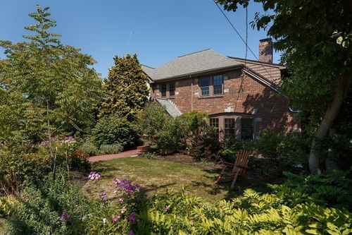 190 Goden St, Belmont, MA, 02478-2952 | Card Image