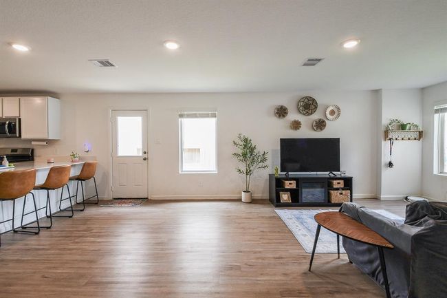 2728 Cadiz Bay Dr, House other with 3 bedrooms, 2 bathrooms and 2 parking in Conroe TX | Image 10