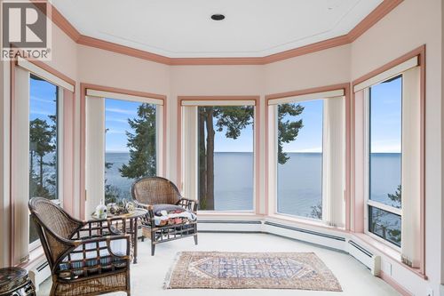 58 Tsawwassen Beach Rd, Delta, BC, V4M4C6 | Card Image