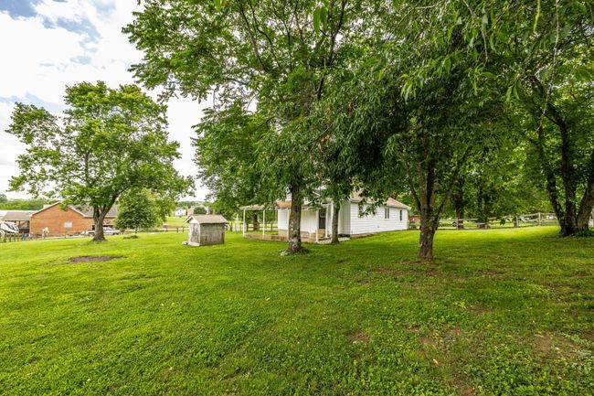 1108 Pruitt Ln, House other with 3 bedrooms, 2 bathrooms and 1 parking in Gallatin TN | Image 34