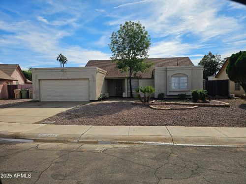 5523 W Yucca St, Glendale, AZ, 85304-3844 | Card Image