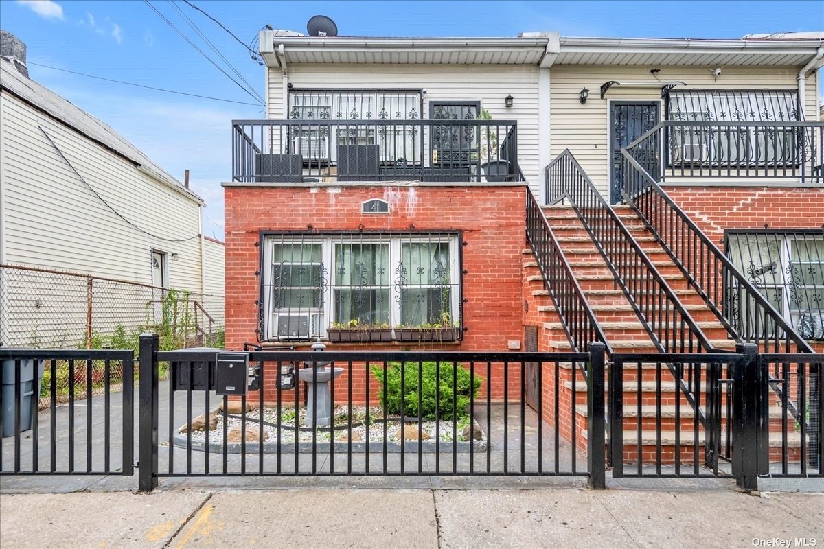 Wyona St, Brooklyn, NY 11207