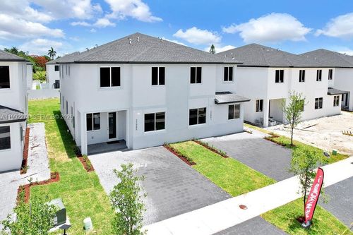 18a-22445 Sw 125th Ave, Miami, FL, 33170-6339 | Card Image