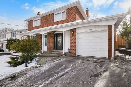 39 Davean Dr, North York, ON, M2L2R6 | Card Image