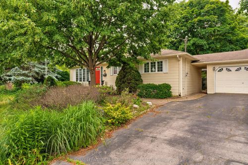 478 Avon Cres, Oakville, ON, L6J2T4 | Card Image