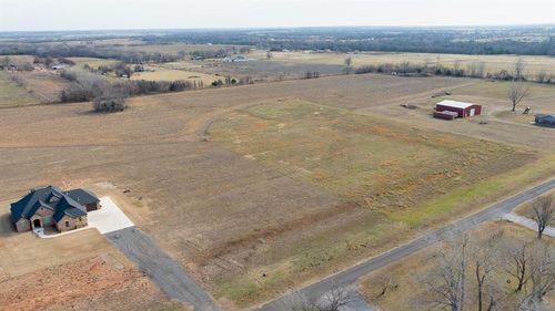 426 Fresno Ave, Goldsby, OK, 73093-9132 | Card Image