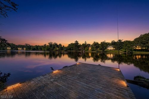 44 Glen Rd, Mountain Lakes, NJ, 07046-1102 | Card Image