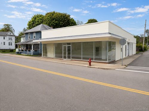 77 Fowler St, Port Jervis, NY, 12771-2003 | Card Image