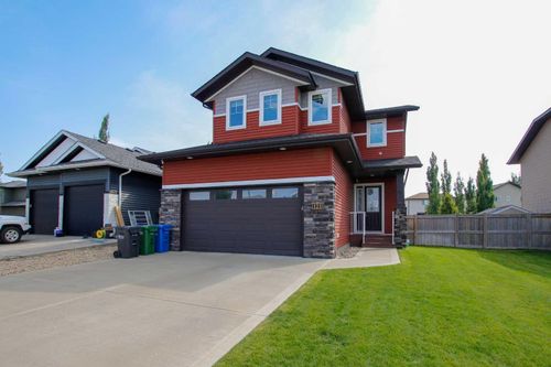 121 Traptow Close, Red Deer, AB, T4P0N5 | Card Image