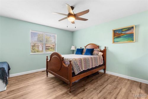 18 Germania Dr, Columbia, IL, 62236-1530 | Card Image