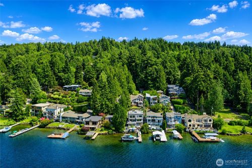 13142 Holmes Point Drive Ne, Kirkland, WA, 98034 | Card Image