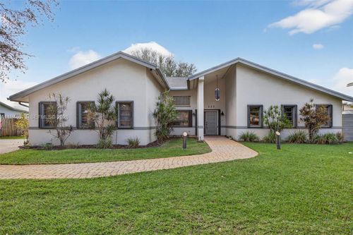 137 E Palm Dr, Margate, FL, 33063-4548 | Card Image