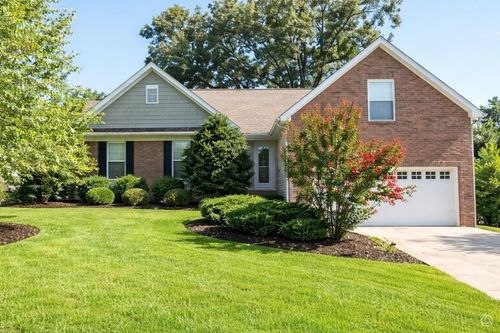 283 Shadyside Ln, Clarksville, TN, 37043-7829 | Card Image