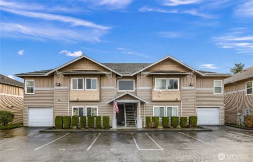 apt-213-1305 Boon St, Sumas, WA, 98295-9645 | Card Image