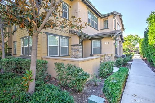 unit-53-16001 Chase Rd, Fontana, CA, 92336-5083 | Card Image