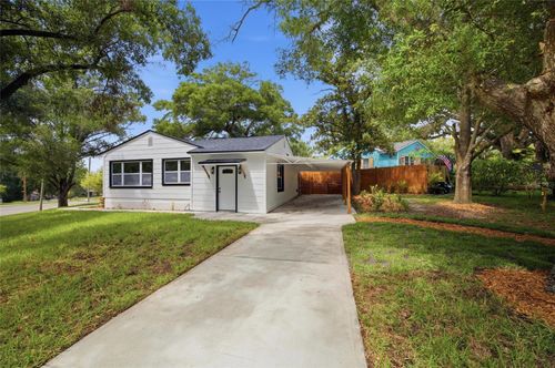 2102 E Howell St, TAMPA, FL, 33610-1054 | Card Image