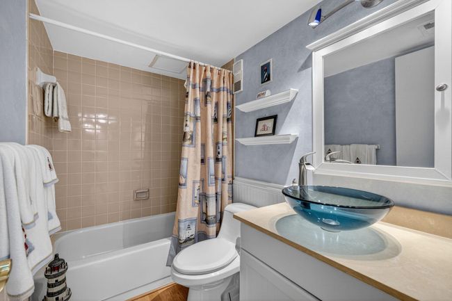 APT-505 - 2205 S Cypress Bend Dr, Condo with 2 bedrooms, 2 bathrooms and null parking in Pompano Beach FL | Image 36
