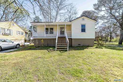 172 T E Mckinney Cir, Owens Cross Roads, AL, 35763-9677 | Card Image