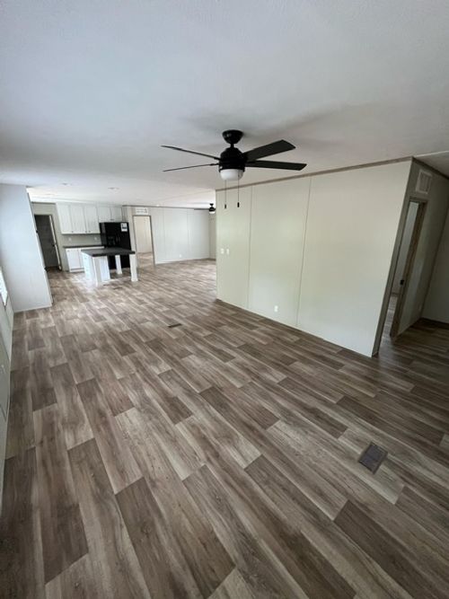 164 Chapel Hill Dr, Bastrop, TX, 78602-7675 | Card Image
