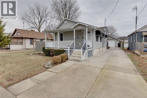 75 Victoria Avenue, Kingsville, ON, N9Y1T2 | Card Image