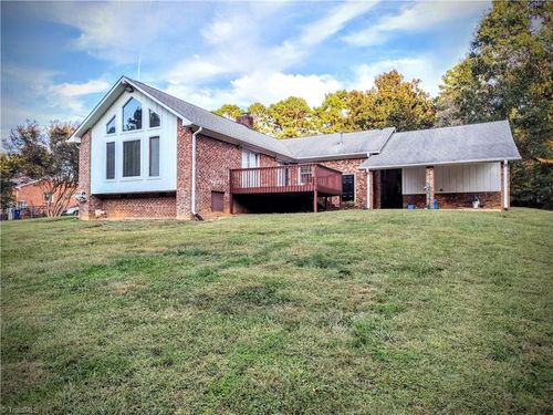 4704 Chesterton Dr, Greensboro, NC, 27406-9719 | Card Image