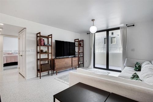 504-1621 Collins Ave, Miami Beach, FL, 33139 | Card Image