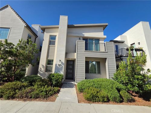 156 Scale, Irvine, CA, 92618-1371 | Card Image