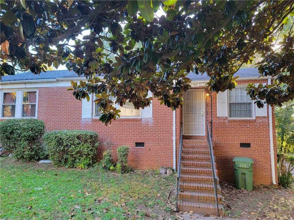 Lisbon Dr, Atlanta, GA 30310