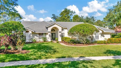 8910 Magnolia Chase Cir, Tampa, FL, 33647-2219 | Card Image