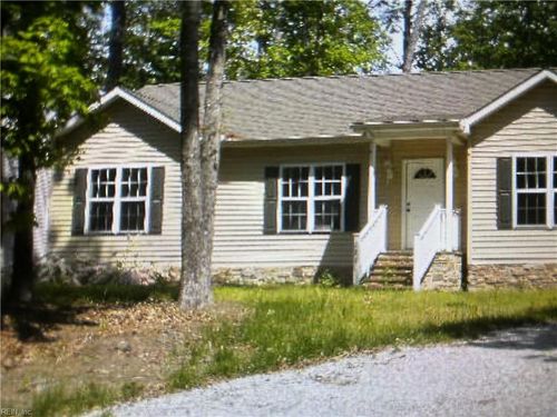 2231 Buccaneer Blvd, Greenbackville, VA, 23356-2604 | Card Image