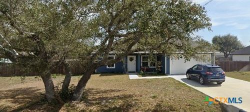 930 Redwood Ave, Rockport, TX, 78382 | Card Image